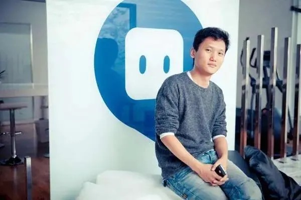 手机上的陌陌、探探、百合网、珍爱网、世纪佳缘，哪个软件真实的？